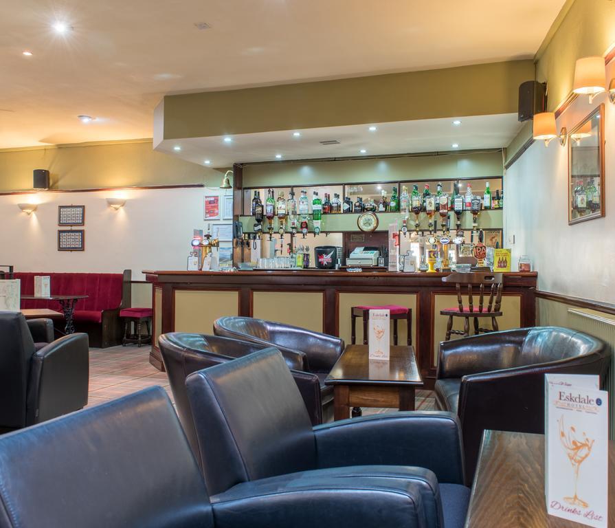 Langholm Eskdale Hotel מראה חיצוני תמונה